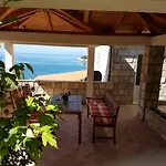 Hansal Apartman