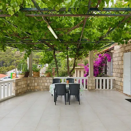 Διαμέρισμα Hansal