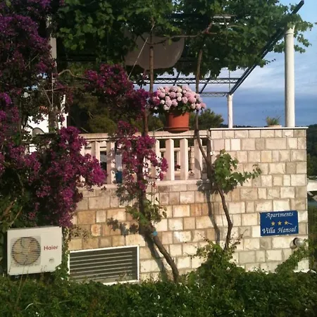 Hansal Διαμέρισμα