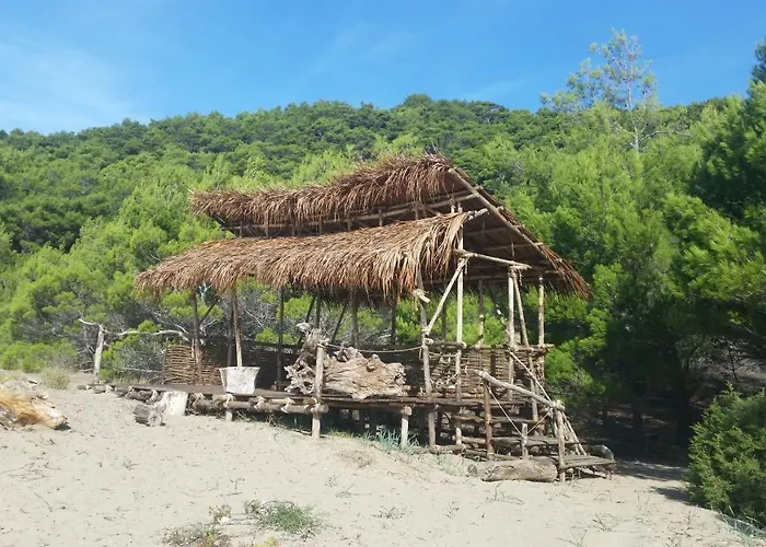 Hansal Apartment Saplunara